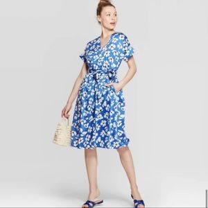 Who What Wear Blue Floral Dress